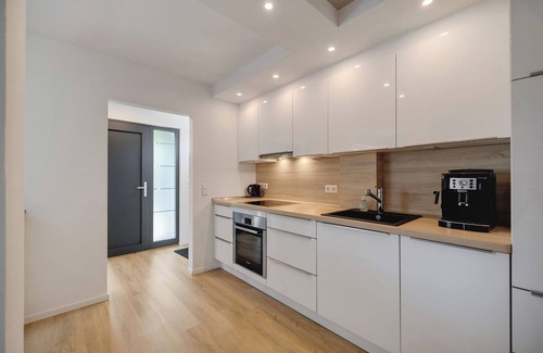 Frickingen Apartamento | Apartamento 'Frieda' con vistas a la montaña, terraza privada y Wi-Fi