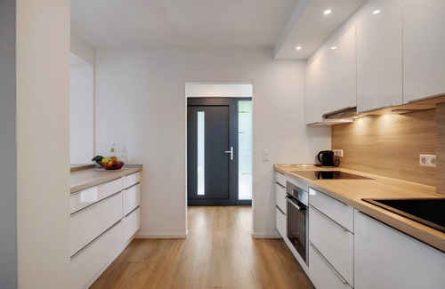 Frickingen Apartamento | Apartamento 'Frieda' con vistas a la montaña, terraza privada y Wi-Fi
