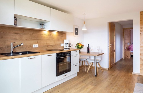 Saig Apartamento | Apartamento 'Gästehaus Steiert Fewo Kuhbergblick' con vistas a la montaña, jardín compartido y Wi-Fi