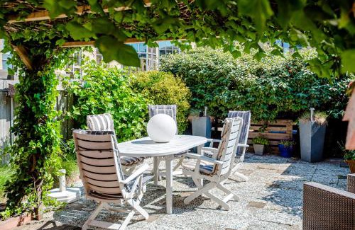 Zandvoort Apartamento | Apartment Garden & Bed