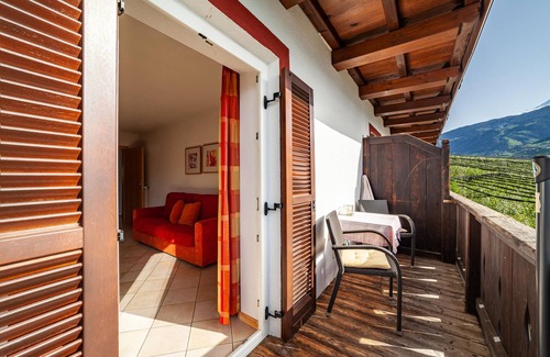 Caines Apartamento | Apartamento "Gasserhof Edelrot" con vistas a la montaña, piscina compartida y Wi-Fi