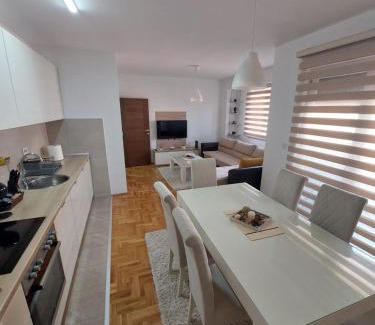Kumanovo Apartamento | Apartment Gelić Family