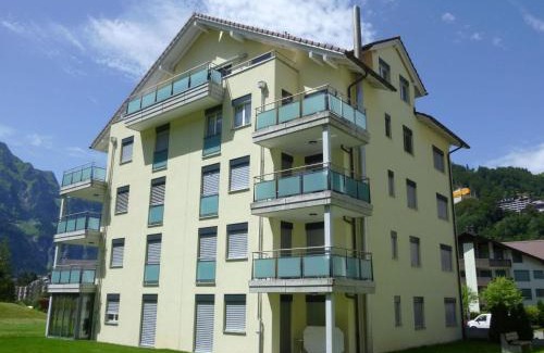 Engelberg Apartamento | Apartment Gerschnistrasse 10 by Interhome