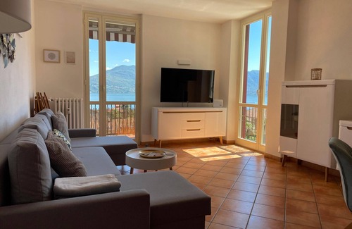 Cannero Riviera Apartamento | Apartment Gioia