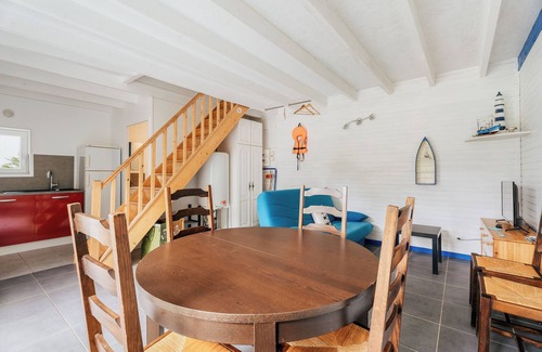 Merdrignac Casa | Apartamento 'Gite La Pommeraie' con terraza privada