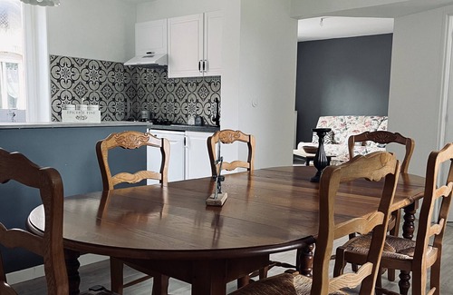 Celles-sur-Plaine Apartamento | Apartamento 'Grand Appartement La Campagne' con jardín privado y Wi-Fi