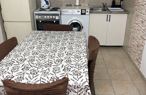 Pirot Apartamento | Apartment Gray - cozy 2-bedroom apartment in the center of Pirot