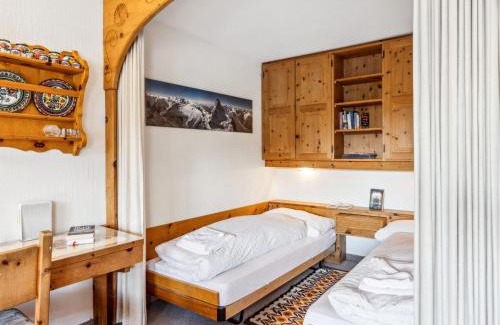 Meierhof Apartamento | Apartment Guardaval - Utoring-33 by Interhome