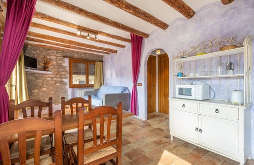 Bellestar Apartamento | Apartamento 'Guarta' con vistas a la montaña, piscina compartida y Wi-Fi