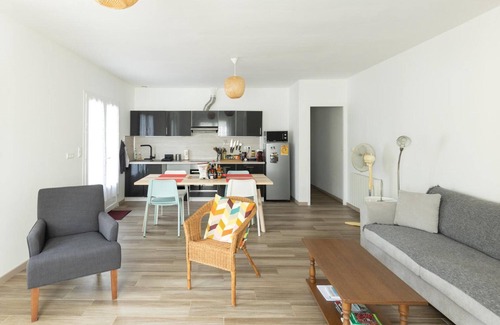 Bardos Apartamento | Apartment 'Gure Chokoa' with Mountain View, Private Garden and Wi-Fi