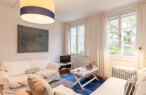 Horne Apartamento | Apartment Gut Hörne-2 by Interhome