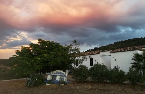 Prado del Rey Apartamento | Apartamento 'Hacienda La Molina' con vistas a la montaña, terraza y Wi-Fi