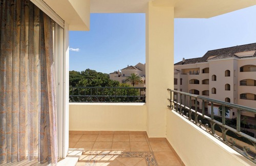 Nikki Beach Apartamento | Apartamento 'Hacienda Playa' con piscina compartida, Wi-Fi y aire acondicionado