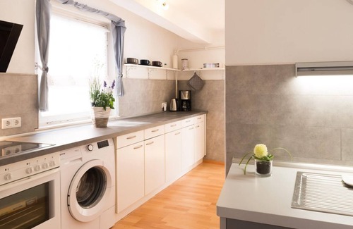 Heinrichstadt Apartamento | Apartment Harzstraße - Holiday apartment and apartment Harzstraße