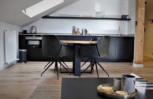 Berwang Apartamento | Apartamento 'Haus Berwang - Alpin' con vistas a la montaña, terraza privada y Wi-Fi
