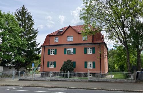 Dresden Apartamento | Apartment-Haus Landeskrone