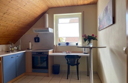 Weiterndorf Apartamento | Apartamento 'Heilsbronn' con balcón y Wi-Fi