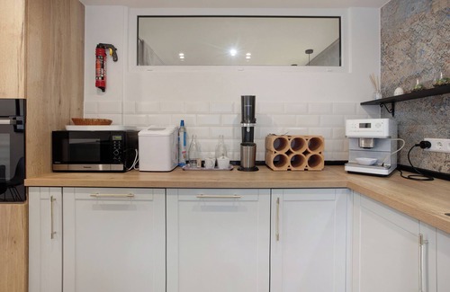 Haeusern Apartamento | Apartamento 'Heimelige Schwarzwaldwohnung Stein' con terraza privada y Wi-Fi