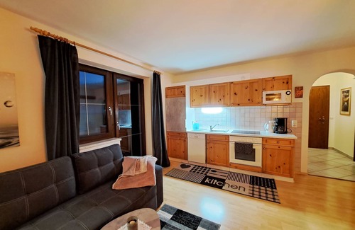 Fieberbrunn Apartamento | Apartamento Helga by Interhome