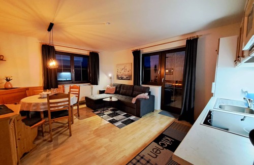 Fieberbrunn Apartamento | Apartamento Helga by Interhome