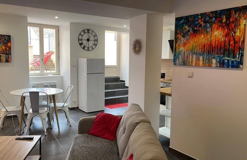 Montbard Apartamento | Apartment historic center MONTBARD - 1 bedroom "Chez Delphine et Guillaume" France