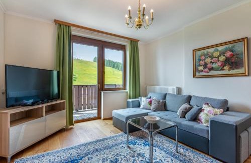 Sankt Urban Apartamento | Apartment Hocheck by Interhome