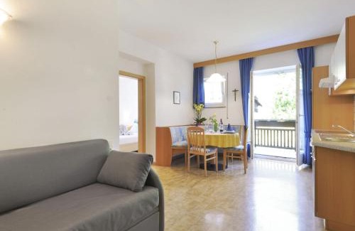 Andriano Apartamento | Apartment Hocheppan by Interhome