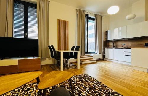 Holesovice Apartamento | Apartment Holesovice, garden, garage