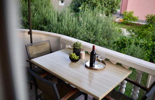 Mejasi Apartamento | Apartment Holiday Home TiA