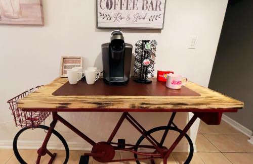Evanston Apartamento | Apartment Home close to NWU & Hospitals