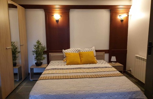 Hopital-Camfrout Apartamento | Apartment House with Spa 6 persons near the sea