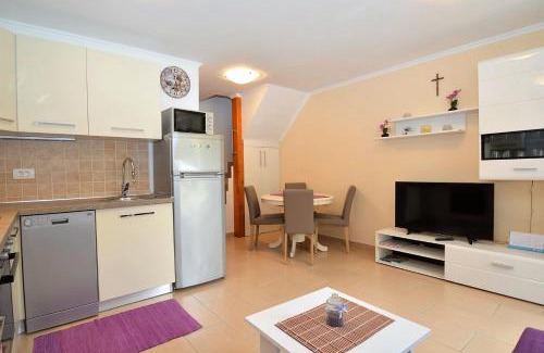Sveti Jakov Apartamento | Apartment Hrasta