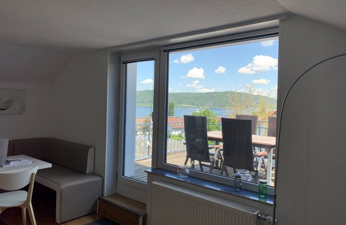 Bodman-Ludwigshafen Apartamento | Apartamento en una hermosa ubicación y vista al lago