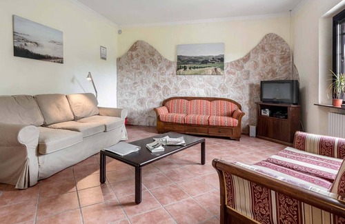 Francia-Casella Apartamento | Apartamento "il Loggione" Trabocchi, con piscina