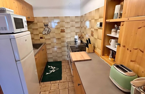Predazzo Apartamento | Apartment 'Il Feudo' with Mountain View, Balcony and Wi-Fi