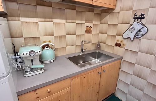 Predazzo Apartamento | Apartment 'Il Feudo' with Mountain View, Balcony and Wi-Fi