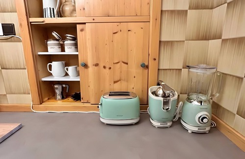 Predazzo Apartamento | Apartment 'Il Feudo' with Mountain View, Balcony and Wi-Fi