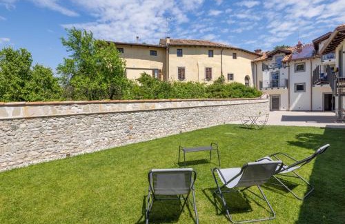 Cividale del Friuli Apartamento | Apartment Il Giardino Segreto-2 by Interhome