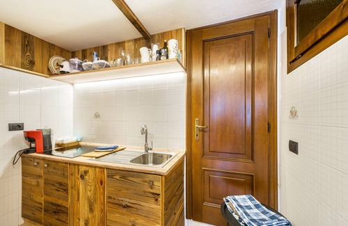Chatillon Apartamento | Apartamento 'Il Nido Di Letizia' con vistas a la montaña, jardín privado y balcón