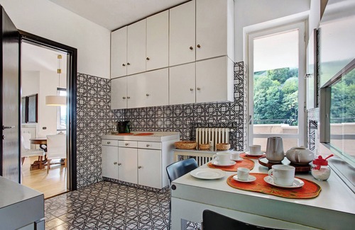 Cernobbio Apartamento | Apartamento "Il Parco Cernobbio" con vistas al lago, Wi-Fi, aire acondicionado, terraza y jardín