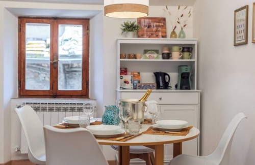 San Gimignano City Centre Apartamento | Apartamento 'Il Teatro' con Wi-Fi y aire acondicionado