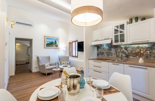 San Gimignano City Centre Apartamento | Apartamento 'Il Teatro' con Wi-Fi y aire acondicionado