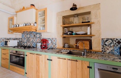 Uggiano la Chiesa Apartamento | Apartamento 'Ilios' con terraza compartida, Wi-Fi y aire acondicionado