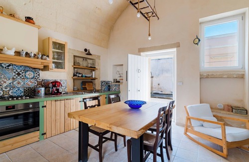 Uggiano la Chiesa Apartamento | Apartamento 'Ilios' con terraza compartida, Wi-Fi y aire acondicionado