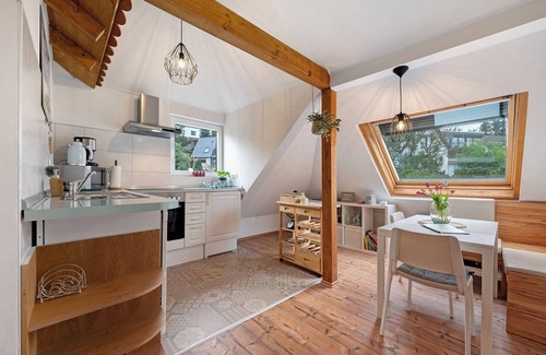 Lahnstein Apartamento | Apartamento 'Im Rosenberg' con terraza privada y Wi-Fi