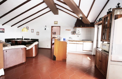 Ericeira Apartamento | Apartment im Zentrum, Balkon mit Meerblick & Grill