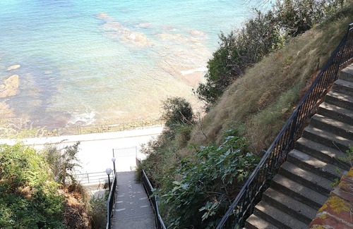 Cefalu Apartamento | Apartment in a residence with swimming pool overlooking the sea useful for families with children