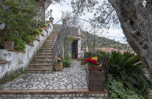Reitano Casa | Apartamento en una villa estudio llamada Salina 3 camas