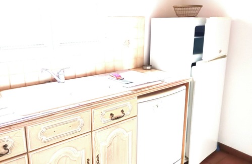 Cuers Apartamento | APARTMENT IN A WINERY IN THE VAR SMALL DOG ACCEPTED ON LEASH
