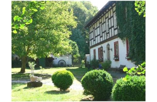 Altenbeken Casa | Apartment in a wooded area on Lake Faak